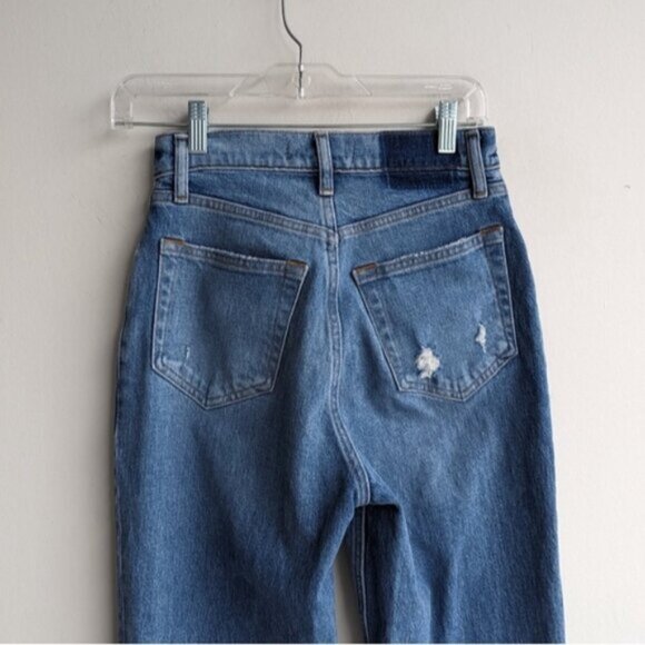 Abercrombie 90s Straight Ultra High Rise Jeans with Criss Cross Waistband - Picture 5 of 6